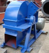 Sawdust crusher